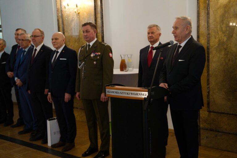 WIGILIJNE SPOTKANIE SPOŁECZNOŚCI AKADEMII SZTUKI WOJENNEJ